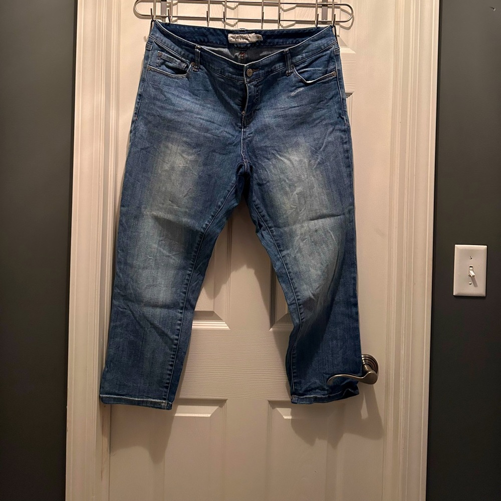 Torrid 16 crop 26” inseam